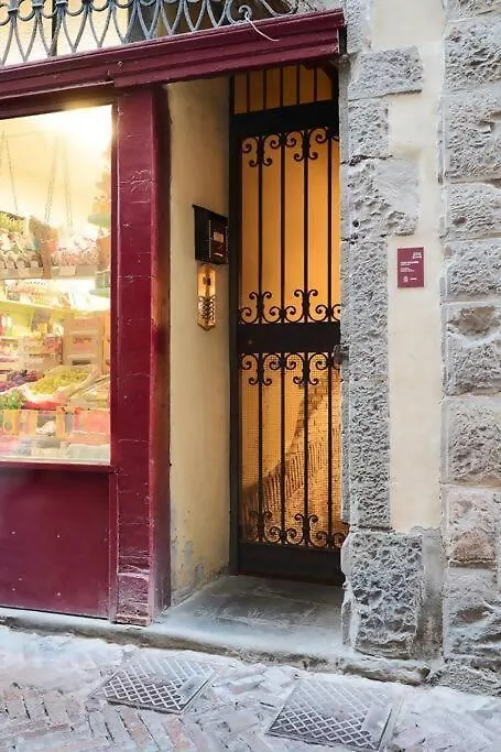 Johnny Suites Bergamo Alta Apartament